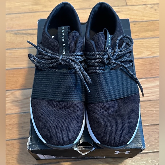 Under Armour Breathe Lace - Picture 4 of 4